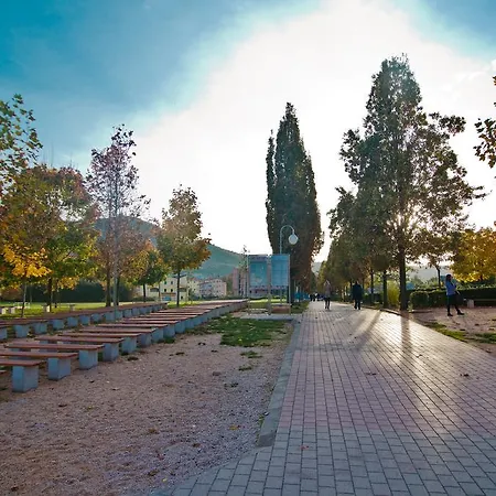 krevet i doručak Domus Damar 3*