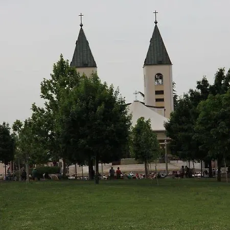 krevet i doručak Domus Damar 3*