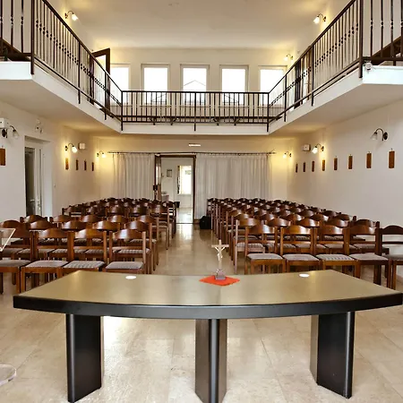Domus Damar krevet i doručak 3*